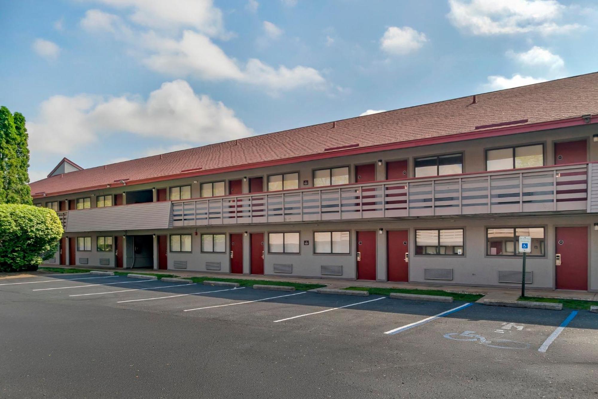 Red Roof Inn Detroit-Rochester Hills/ Auburn Hills Dış mekan fotoğraf