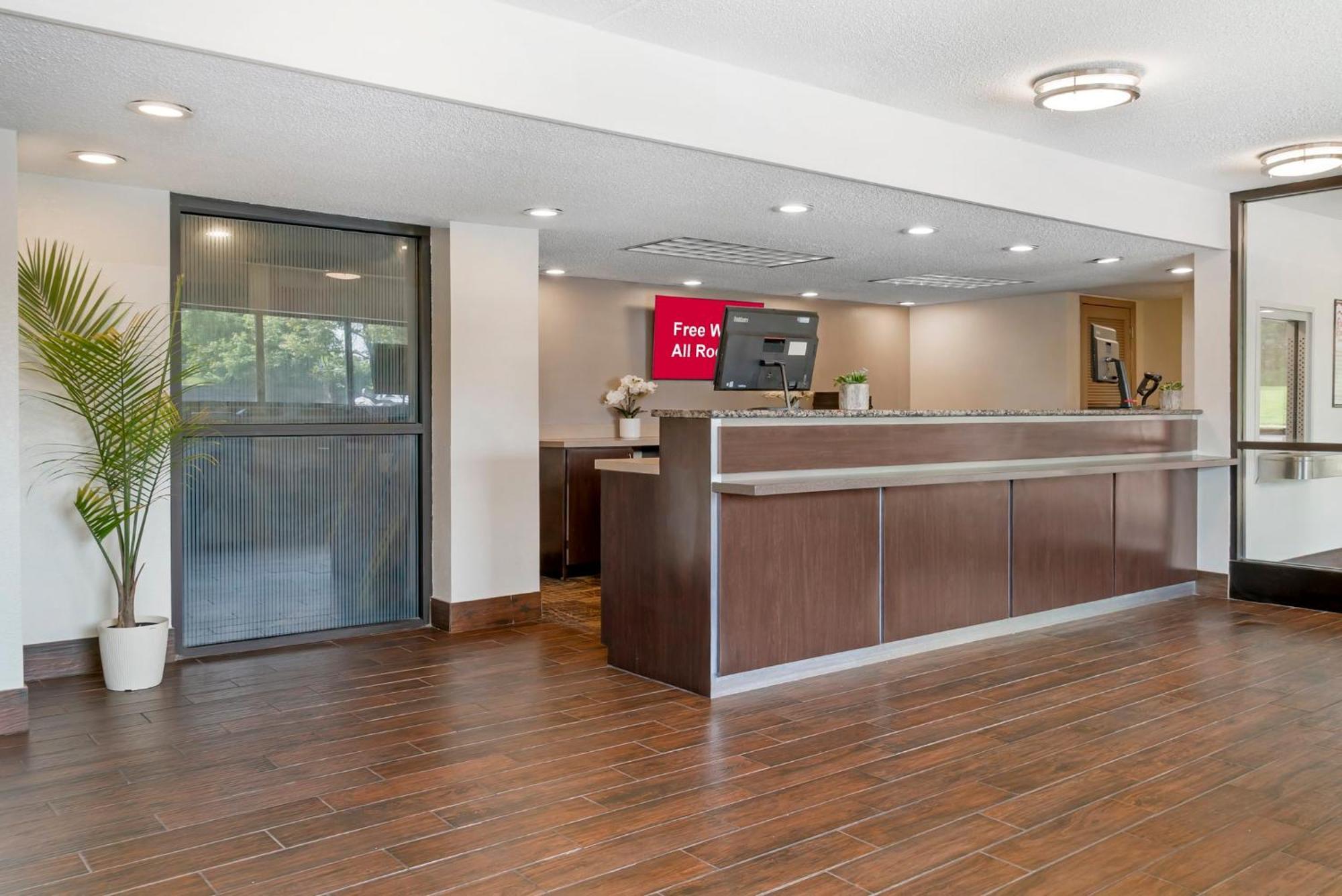 Red Roof Inn Detroit-Rochester Hills/ Auburn Hills Dış mekan fotoğraf