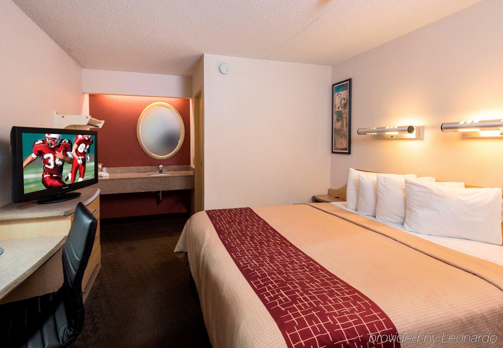 Red Roof Inn Detroit-Rochester Hills/ Auburn Hills Dış mekan fotoğraf