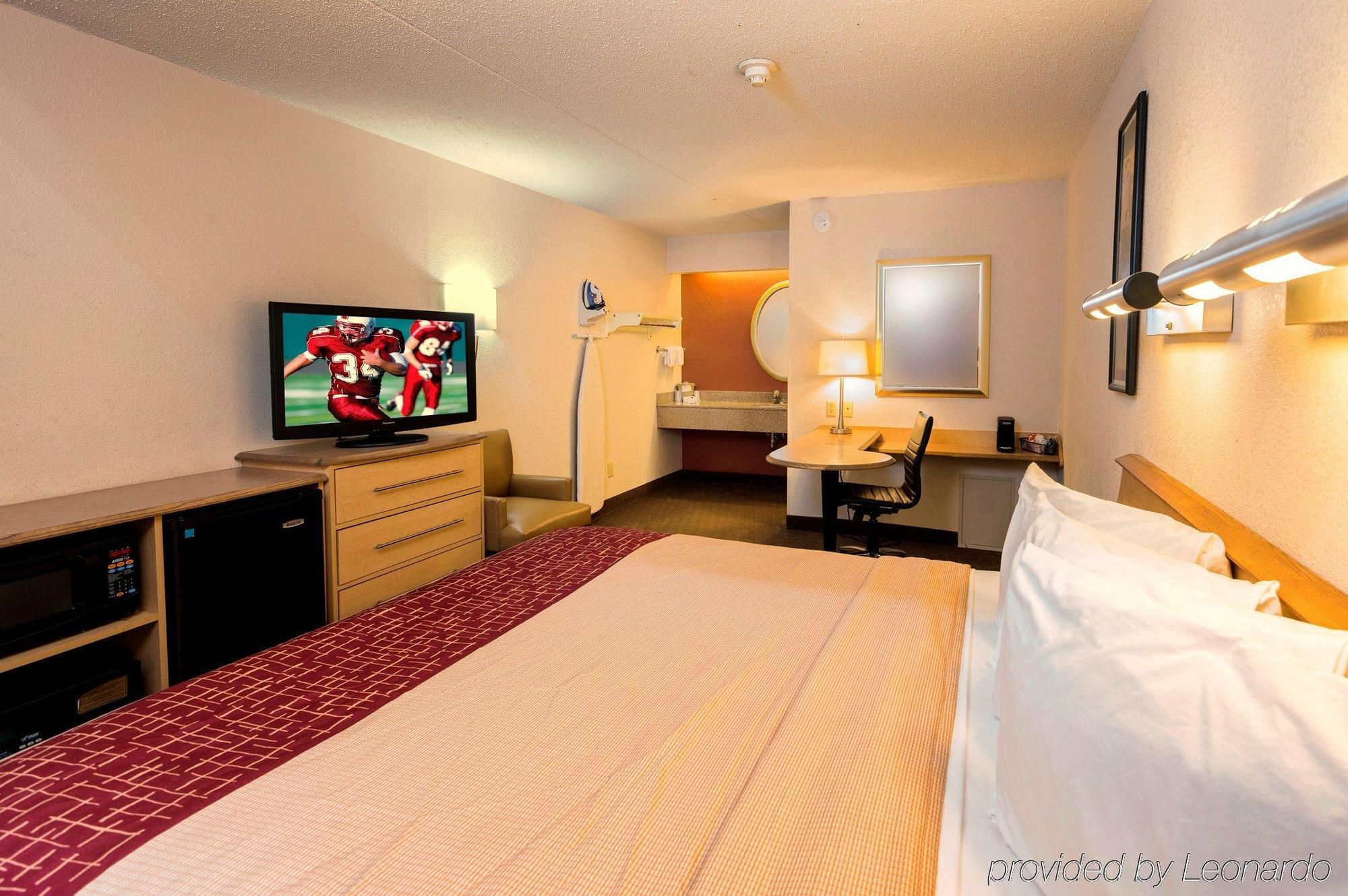 Red Roof Inn Detroit-Rochester Hills/ Auburn Hills Dış mekan fotoğraf